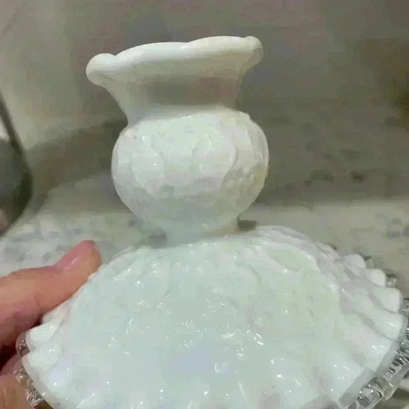 Fenton Silver Crest Candle Holders Spanish Lace Candlesticks Pair Art Glass VTG - Picture 8 of 8